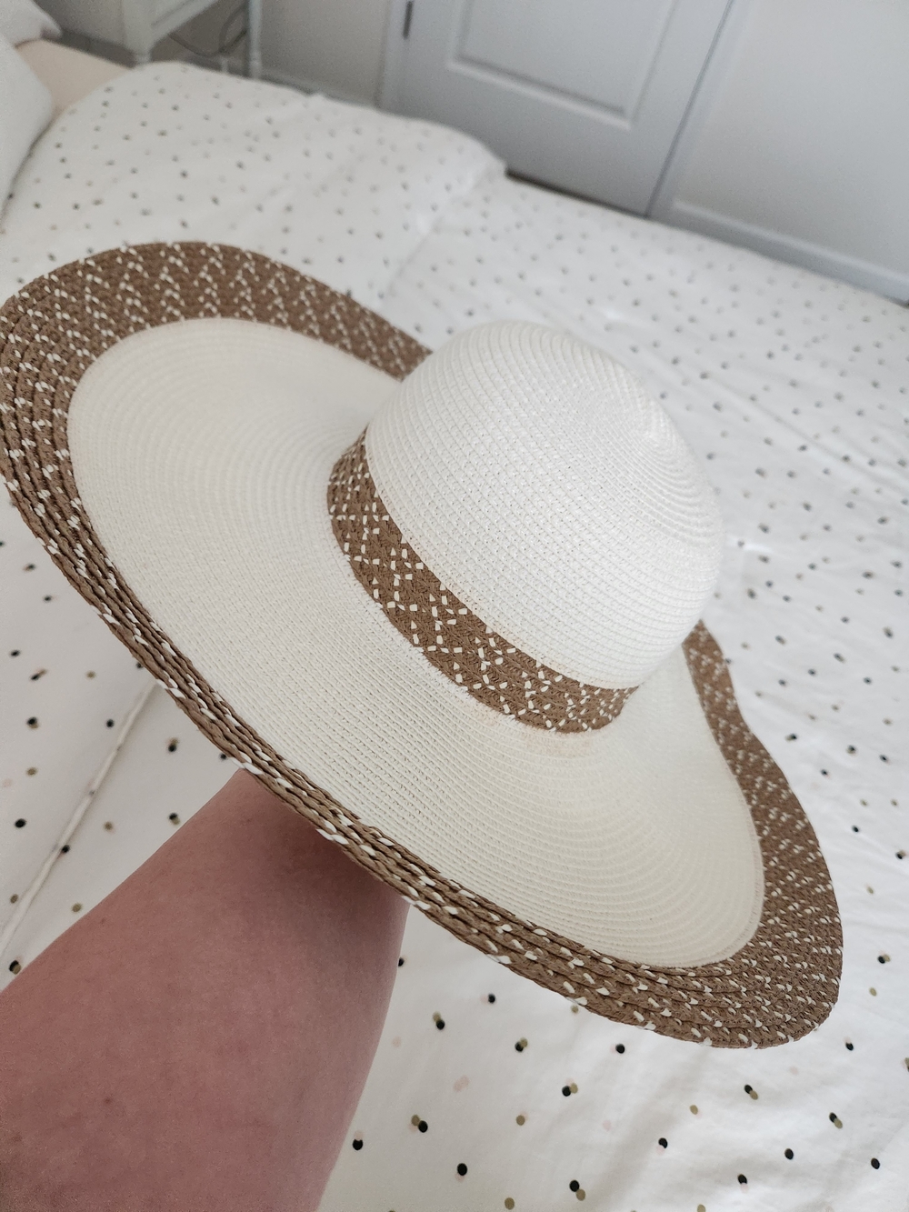 Wide Brim Straw Derby/sun Hat - White & Brown